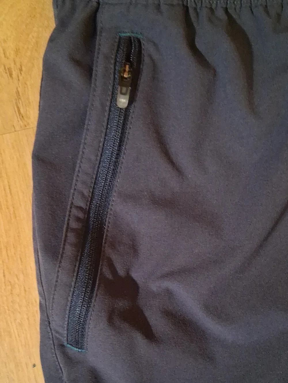 L.L. Bean Men's Navy Drawstring Joggers